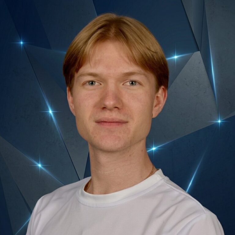 Лукашов Дмитрий Романович